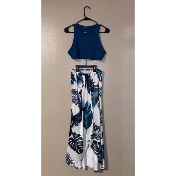 ChicMe Dresses & Skirts - ChicMe Tropical print Skirt set!